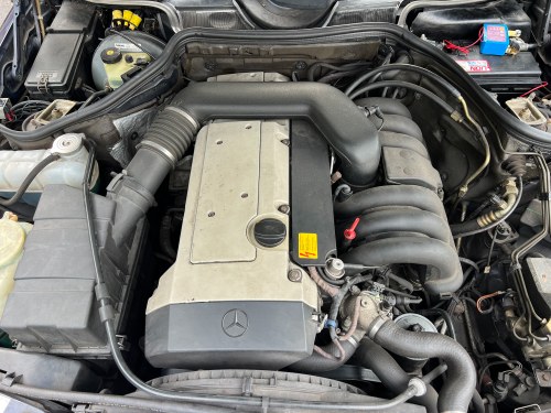 1994 Mercedes-Benz C124 320E à vendre (picture 101 of 150)