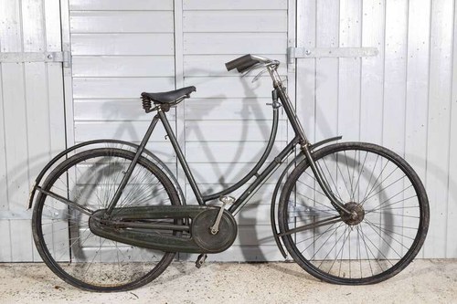 1930 LADIES BICYCLE For Sale by Auction