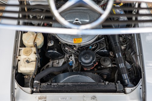 1987 Mercedes-Benz 420SL (R107) For Sale (picture 195 of 238)