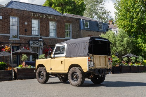 1972 Land Rover Series III 88" V8 For Sale (picture 13 of 124)