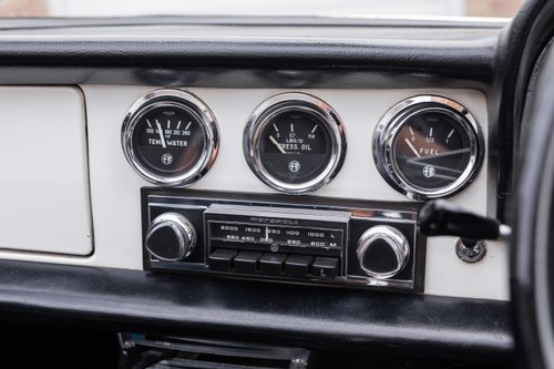 1969 Alfa Romeo Spider "Duetto" 1300 Junior à vendre (picture 46 of 157)