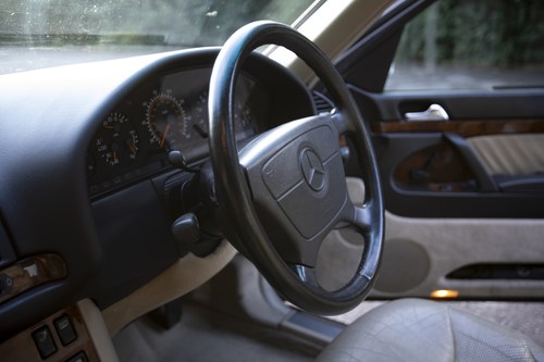 1993 Mercedes-Benz W140 400SE In vendita (immagine 27 di 138)