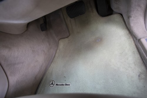 1993 Mercedes-Benz W140 400SE In vendita (immagine 38 di 138)