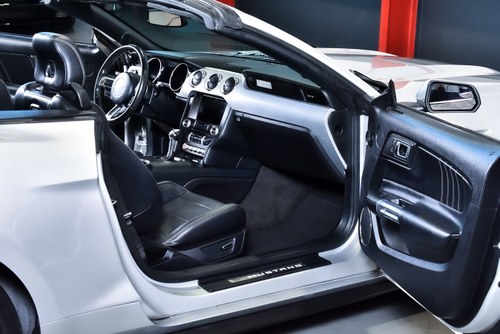 2016 Ford Mustang Mk6 2.3L EcoBoost Convertible 310hp For Sale (picture 53 of 82)