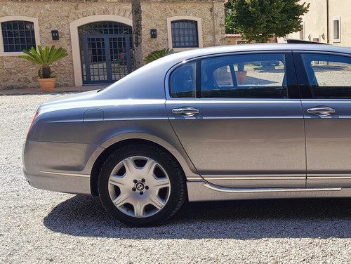 2006 Bentley Flying Spur W12 à vendre (picture 39 of 58)