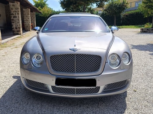 2006 Bentley Flying Spur W12 à vendre (picture 2 of 58)