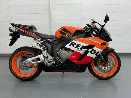 2005 HONDA CBR900RR FIREBLADE Zu verkaufen durch Auktion