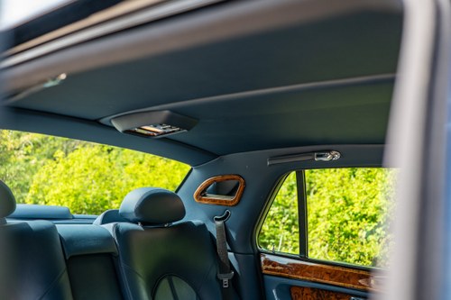 2001 Rolls-Royce Silver Seraph Park Ward LWB In vendita (immagine 107 di 292)