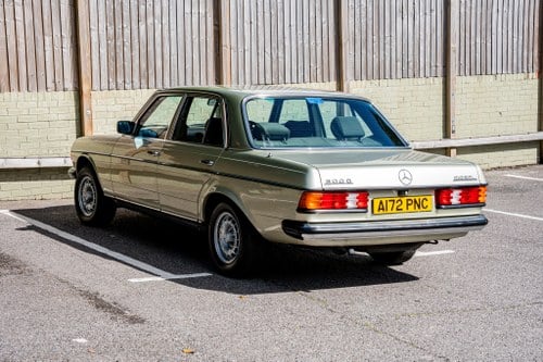 1984 Mercedes-Benz W123 300D Automatic In vendita (immagine 5 di 85)