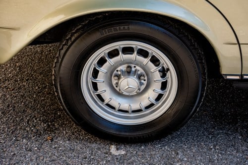 1984 Mercedes-Benz W123 300D Automatic In vendita (immagine 13 di 85)