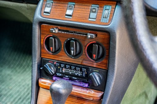 1984 Mercedes-Benz W123 300D Automatic In vendita (immagine 26 di 85)