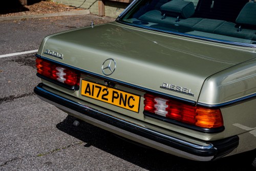 1984 Mercedes-Benz W123 300D Automatic In vendita (immagine 68 di 85)