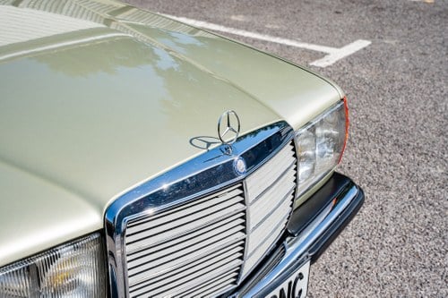 1984 Mercedes-Benz W123 300D Automatic In vendita (immagine 45 di 85)