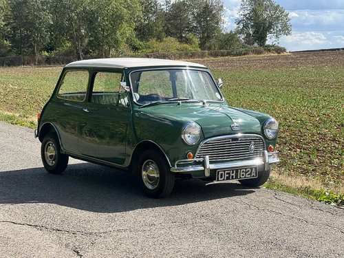 1963 Austin Mini MK1, floor start, lovingly restored car A vendre
