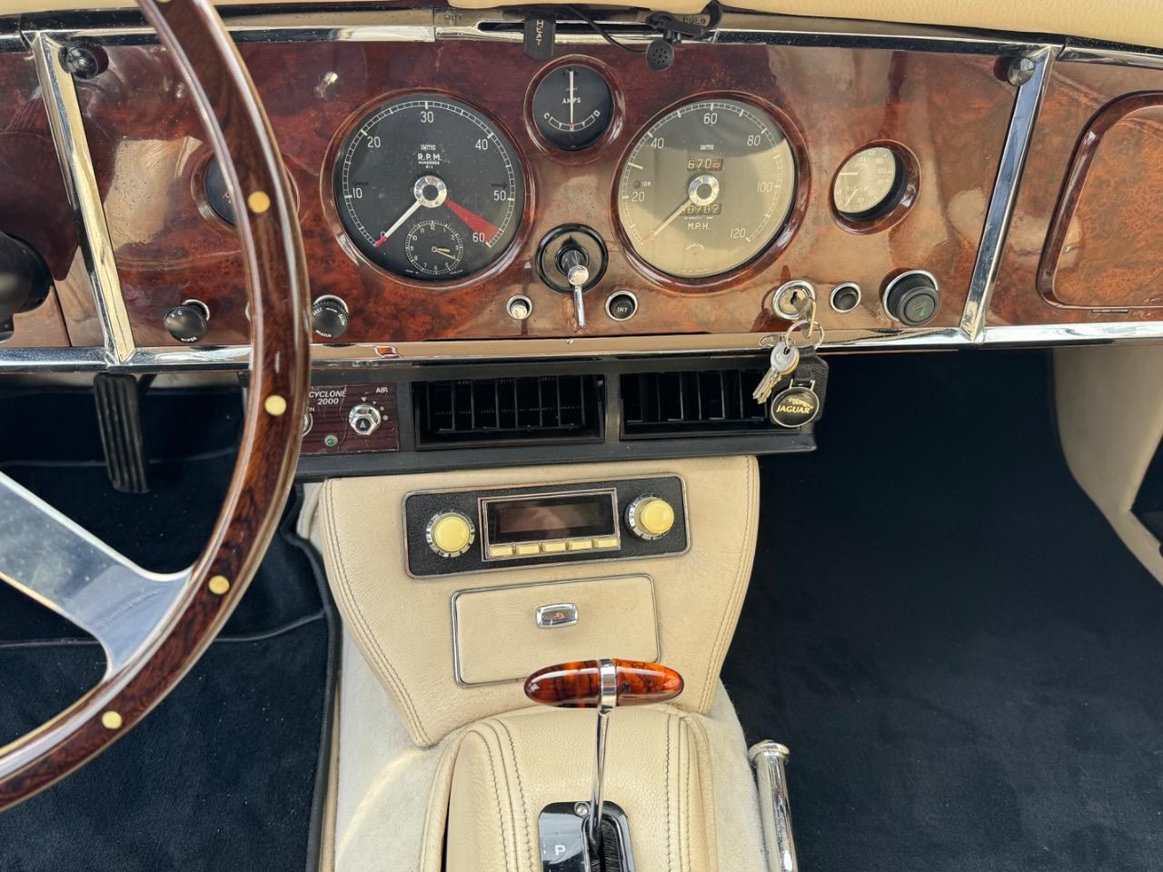 1958 JAGUAR XK150 Cabriolet, foto 12