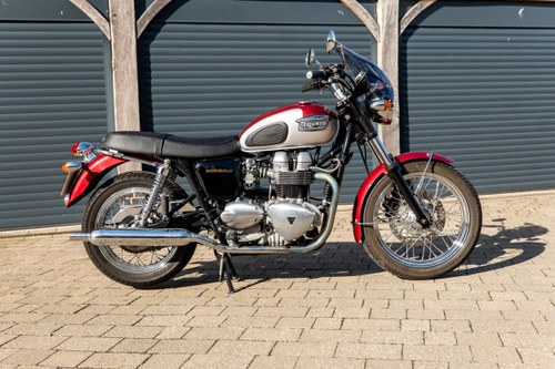 2002 Triumph Bonneville zum Verkauf (Bild 6 von 115)