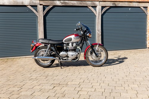 2002 Triumph Bonneville zum Verkauf (Bild 7 von 115)