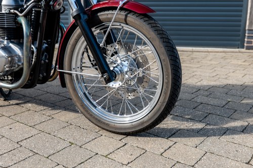 2002 Triumph Bonneville zum Verkauf (Bild 33 von 115)