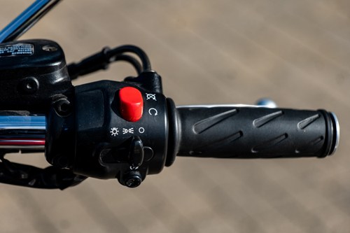 2002 Triumph Bonneville zum Verkauf (Bild 50 von 115)