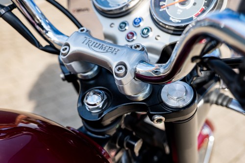 2002 Triumph Bonneville zum Verkauf (Bild 57 von 115)