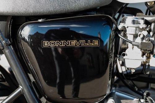 2002 Triumph Bonneville zum Verkauf (Bild 85 von 115)