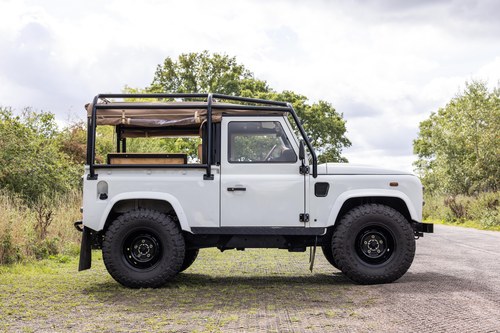 2011 Land Rover Defender 90 Puma 'Miserden' For Sale (picture 5 of 154)