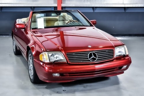 1997 Mercedes-Benz R129 SL500 Convertible 5,0L V8 In vendita (immagine 6 di 108)