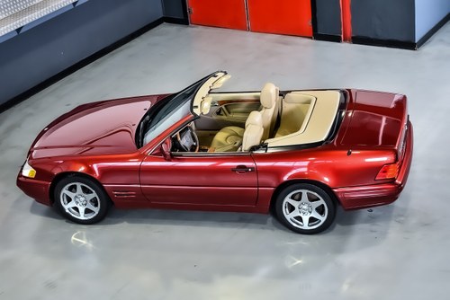 1997 Mercedes-Benz R129 SL500 Convertible 5,0L V8 In vendita (immagine 31 di 108)