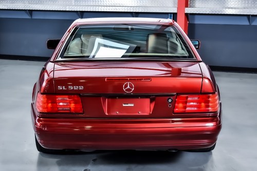 1997 Mercedes-Benz R129 SL500 Convertible 5,0L V8 In vendita (immagine 37 di 108)