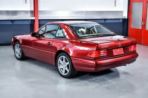 1997 Mercedes-Benz R129 SL500 Convertible 5,0L V8 In vendita (immagine 38 di 108)