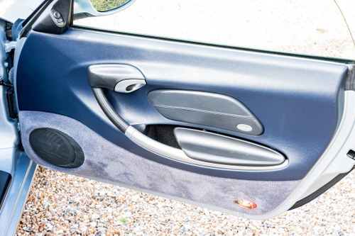 2000 Porsche Boxster S 3.2 Te koop (foto 38 van 95)