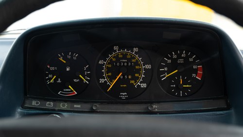 1984 Mercedes-Benz W123 230E Automatic Te koop (foto 36 van 209)