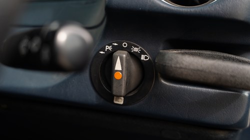 1984 Mercedes-Benz W123 230E Automatic Te koop (foto 40 van 209)