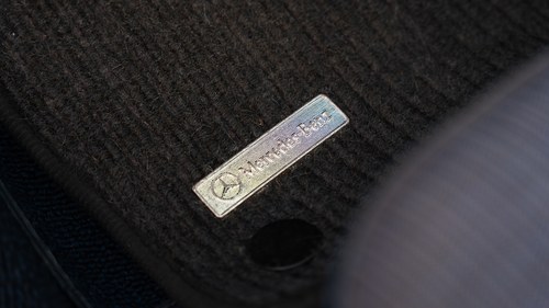 1984 Mercedes-Benz W123 230E Automatic Te koop (foto 57 van 209)