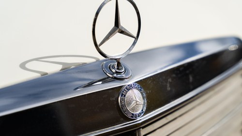 1984 Mercedes-Benz W123 230E Automatic Te koop (foto 95 van 209)