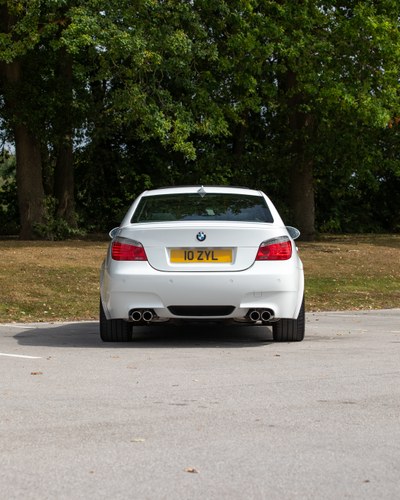 2010 BMW E60 M5 In vendita (immagine 8 di 210)