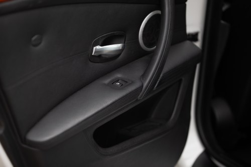 2010 BMW E60 M5 In vendita (immagine 53 di 210)