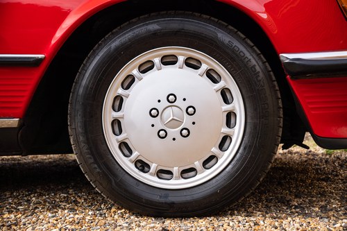 1987 Mercedes-Benz R107 420SL zum Verkauf (Bild 17 von 183)