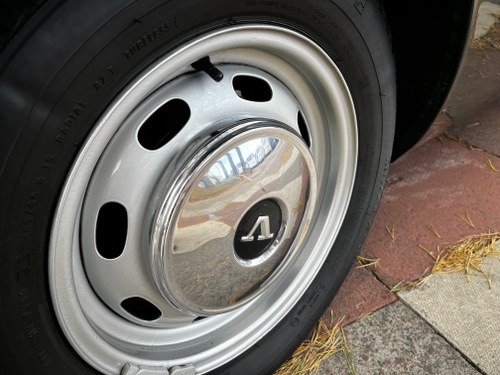 1968 Volvo P1800S For Sale (picture 40 of 200)