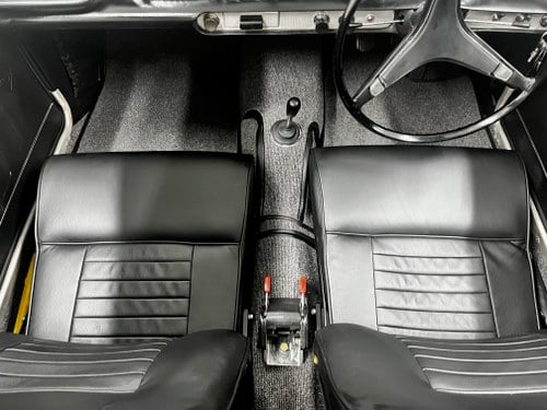 1968 Volvo P1800S For Sale (picture 54 of 200)