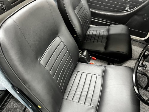 1968 Volvo P1800S For Sale (picture 55 of 200)