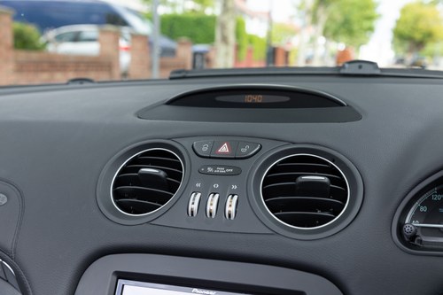 2006 Mercedes-Benz R230 SL500 For Sale (picture 54 of 144)