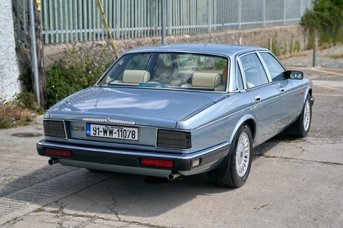 1991 Daimler XJ40 Te koop (foto 16 van 146)