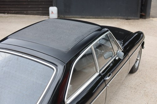 1974 MGB GT In vendita (immagine 75 di 138)
