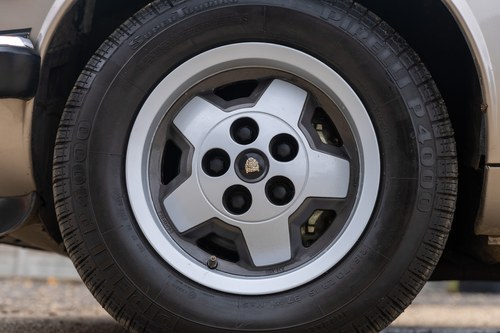 1987 Jaguar XJ-SC V12 à venda (imagem 34 de 193)