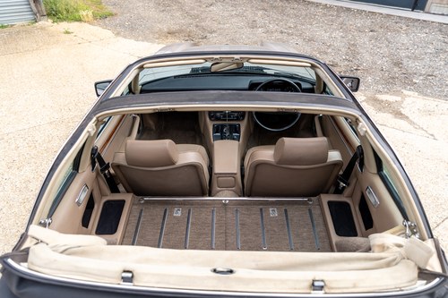 1987 Jaguar XJ-SC V12 à venda (imagem 38 de 193)