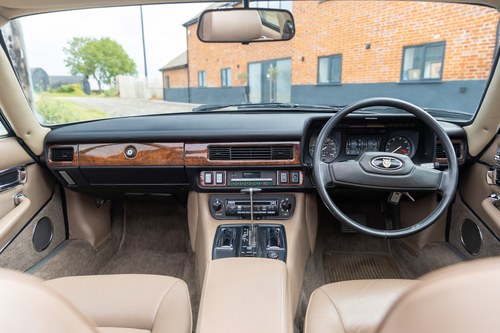 1987 Jaguar XJ-SC V12 à venda (imagem 86 de 193)