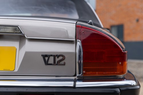 1987 Jaguar XJ-SC V12 à venda (imagem 102 de 193)