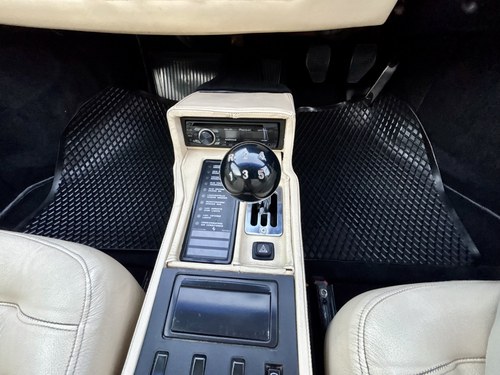 1983 Ferrari Mondial QV In vendita (immagine 74 di 175)