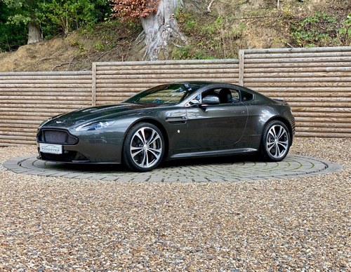 2013 Aston Martin Vantage 6.0 V12 S Sportshift Euro 5 2dr VENDUTO